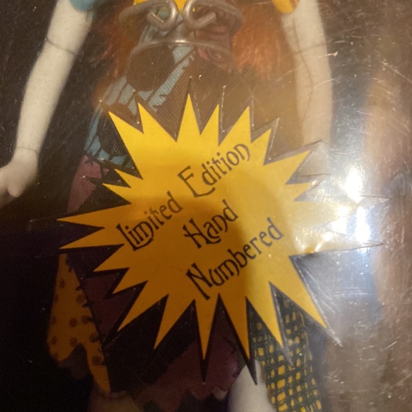 Porcelain limited edition collectors Jack and Sally Nightmare Before Christmas - Picture 3 of 9